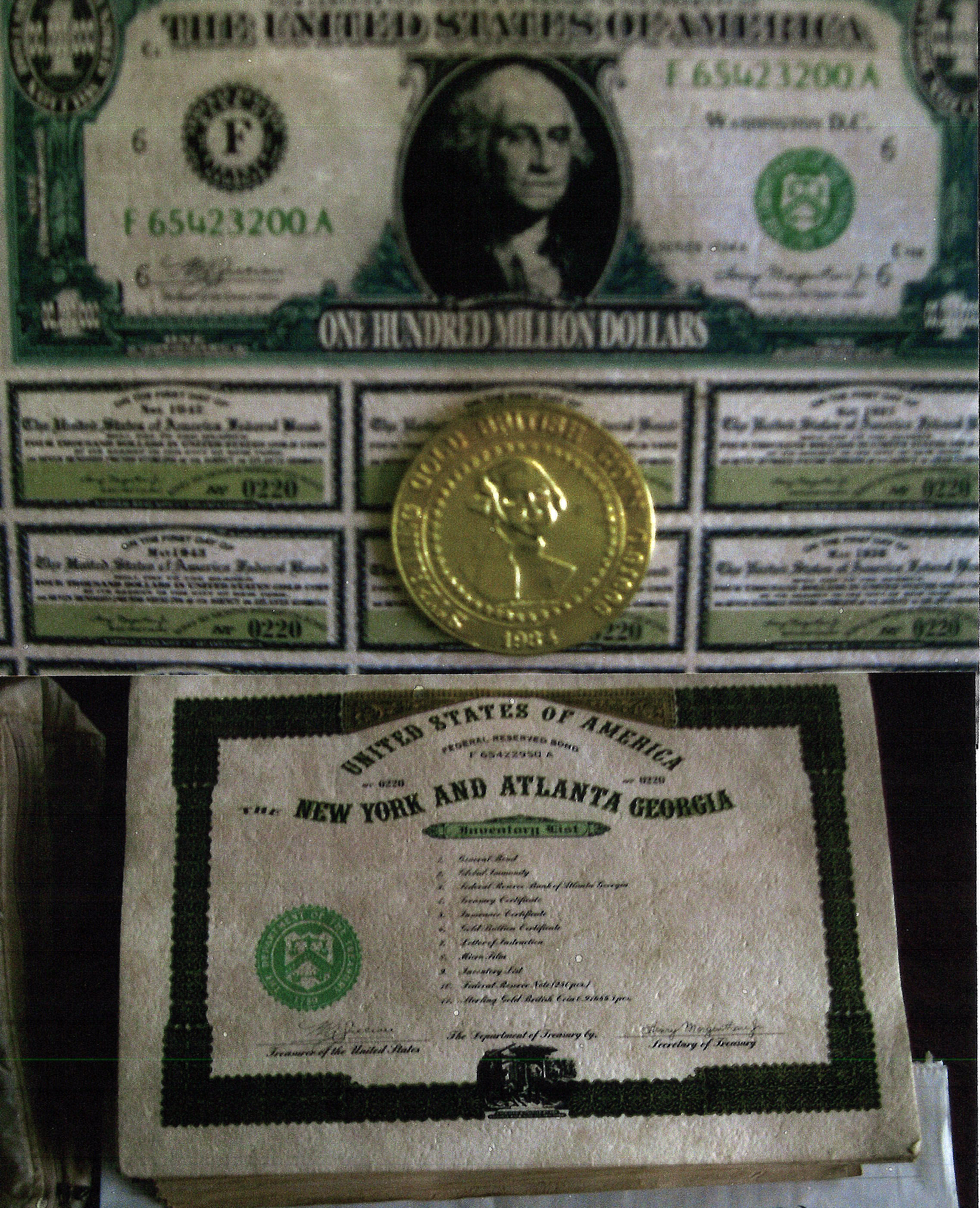 Box Bonds and medals Box Bonds and medals